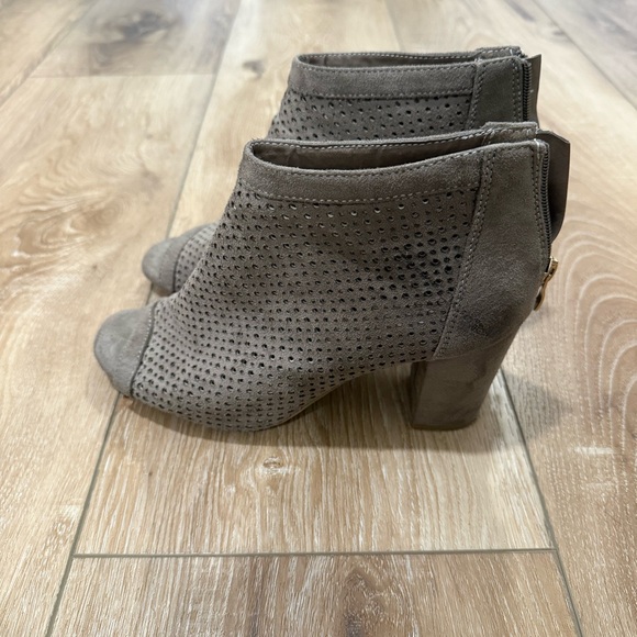 Perforated Gray Ankle Boots - Picture 4 of 5
